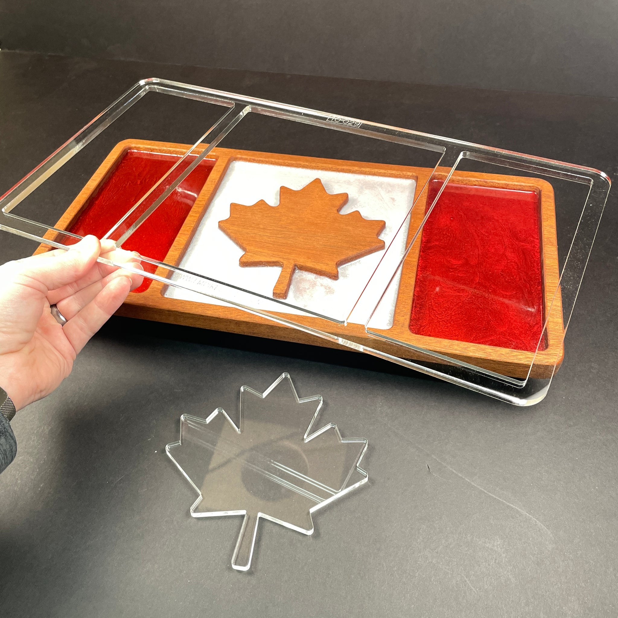 Canada Flag Tray Router Template - empiregoods.com