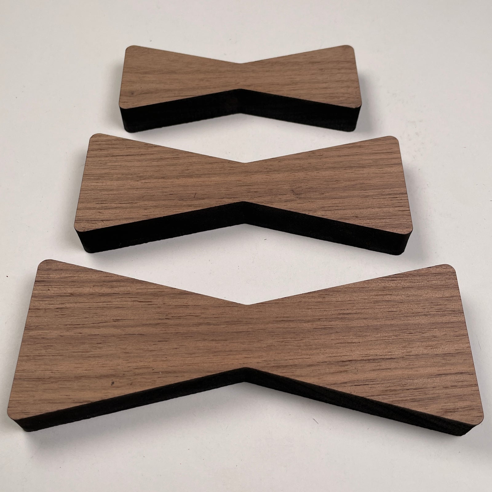 Walnut Bow Tie