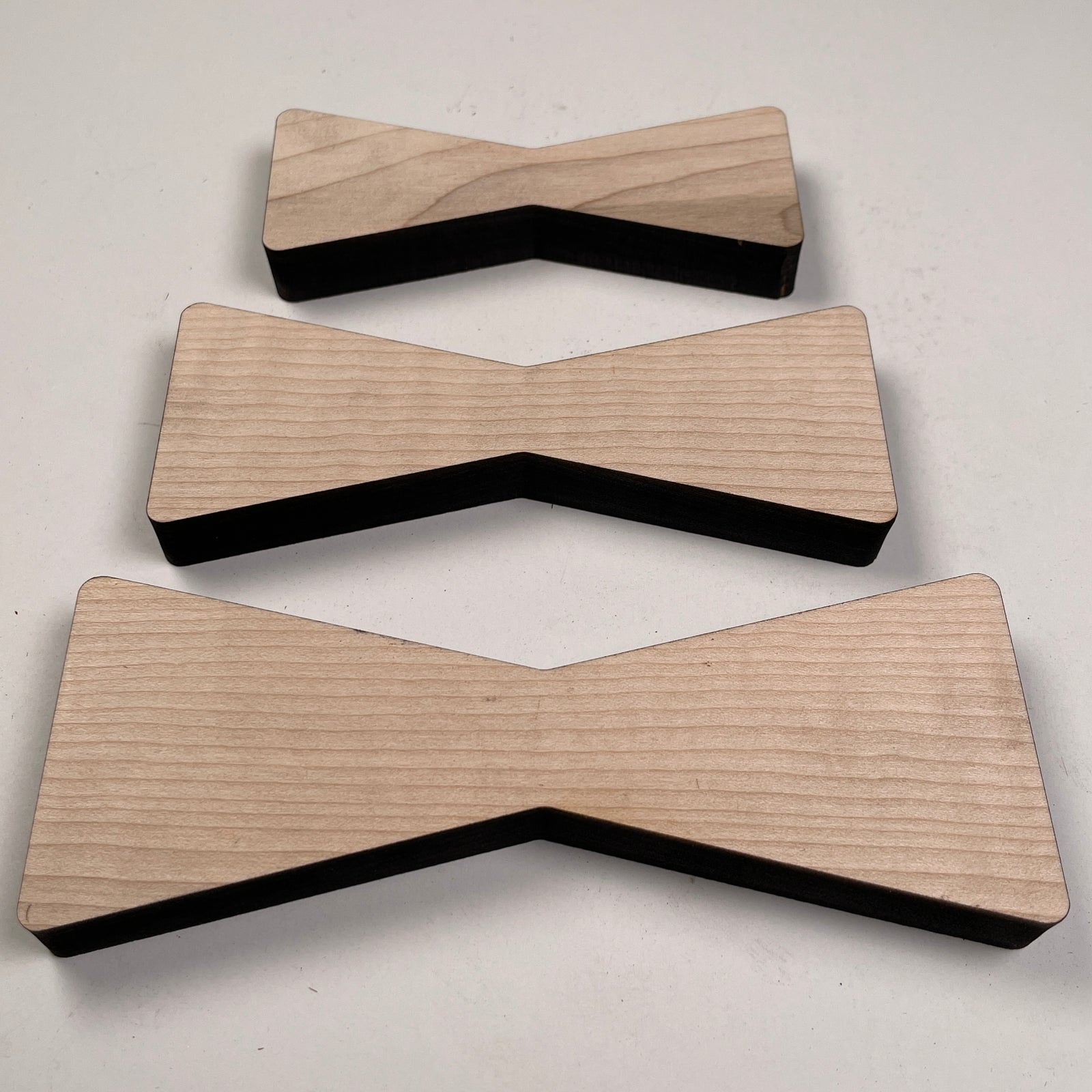 Maple Bow Tie