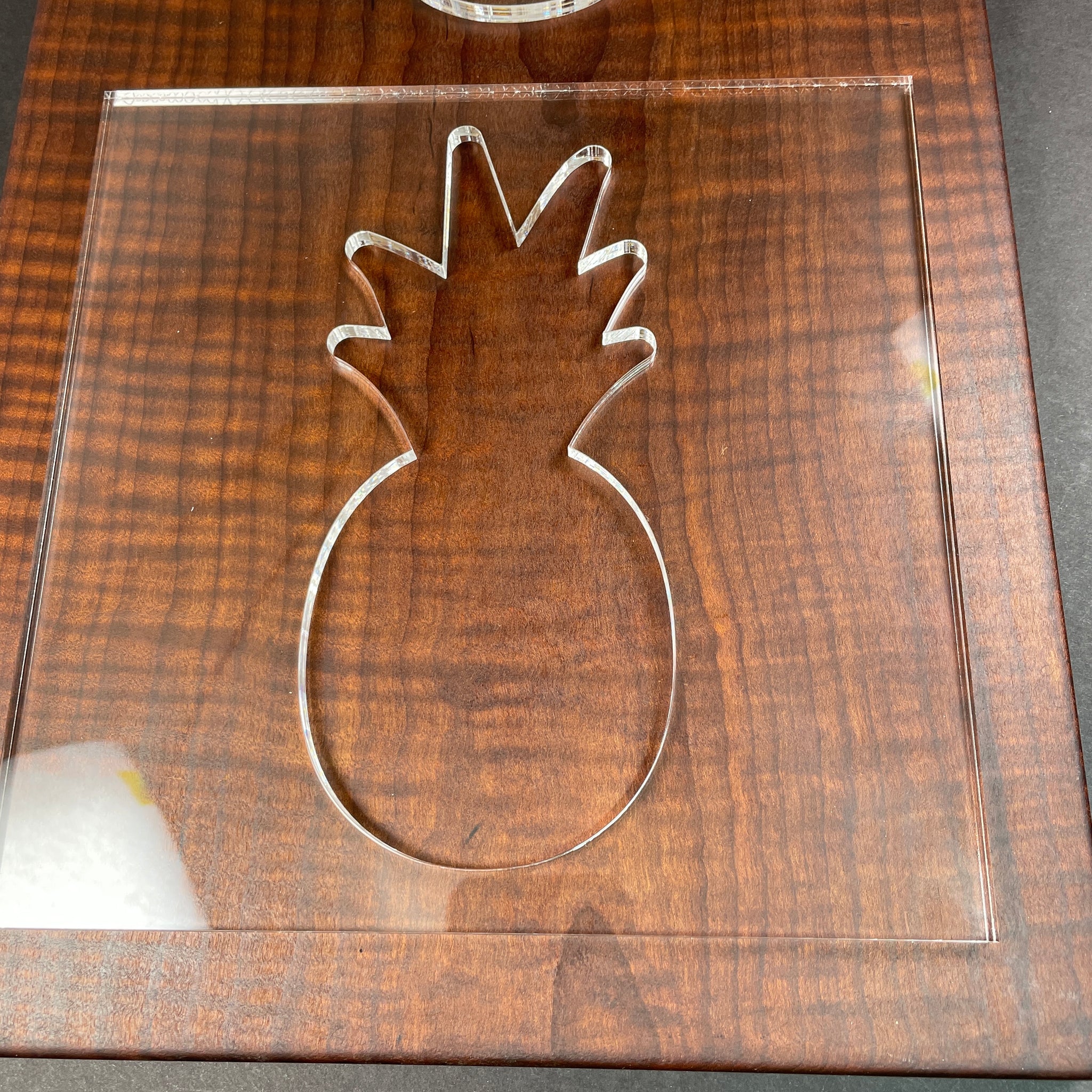 Pineapple Router Template - empiregoods.com